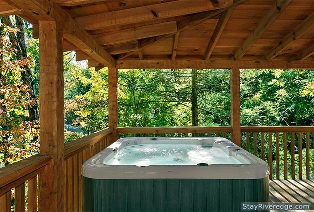 Hot tub view at Nature's Melody